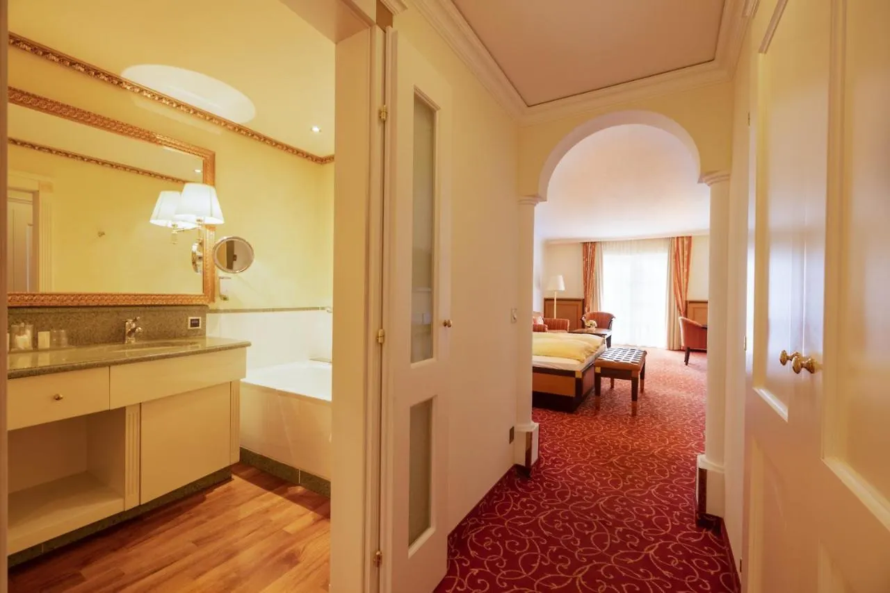Hotel Friesacher アニフ オーストリア