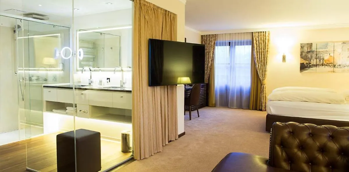 Hotel Friesacher Anif